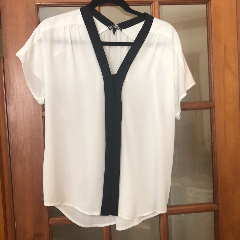 Express short sleeve blouse